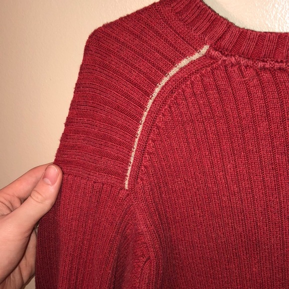 red tommy hilfiger sweater - Picture 4 of 5